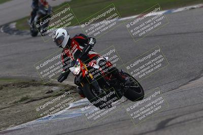 media/Nov-30-2025-TrackDaz (Sun) [[d8b22663df]]/A Group/Session 3 (Off Ramp)/